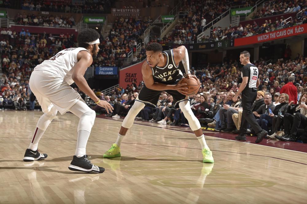 里实现他们 里实现他们