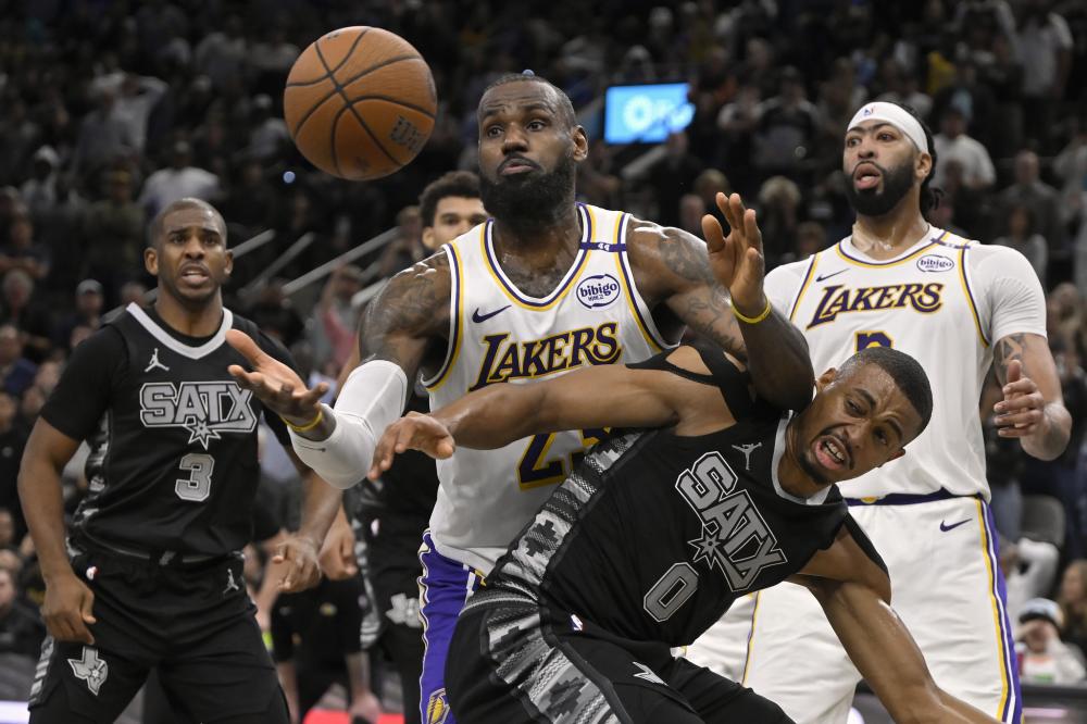 能在赛场压 能在赛场压