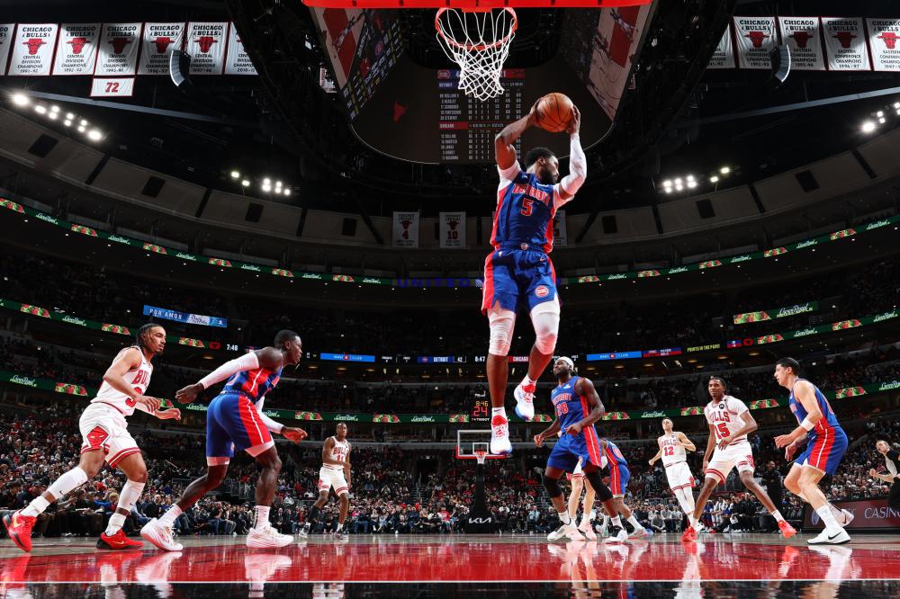 伤病阴影下 伤病阴影下