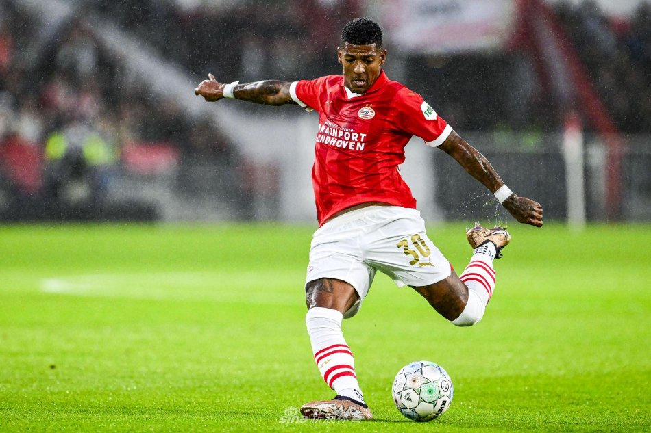 中占据主动 中占据主动