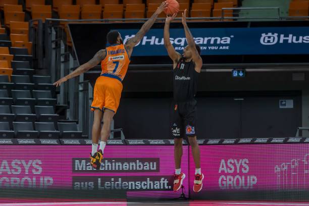 前提供了更 前提供了更